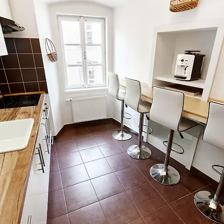 At The Blue Lion & Parking Assistance Apartment Prague Exterior photo